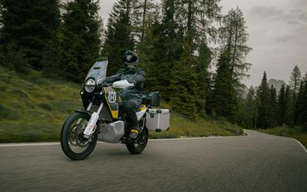 2027 Husqvarna Norden 901 Expedition