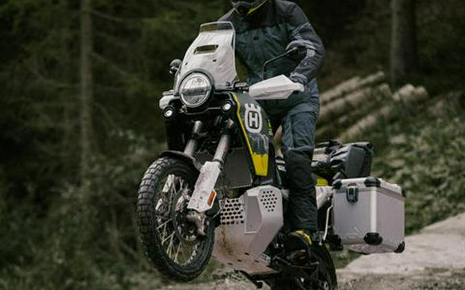 2027 Husqvarna Norden 901 Expedition