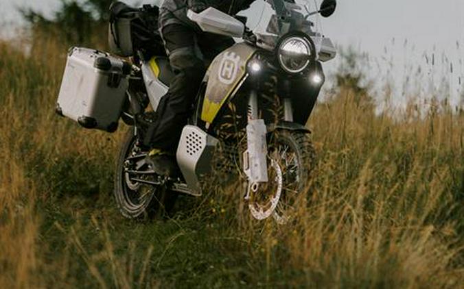 2027 Husqvarna Norden 901 Expedition