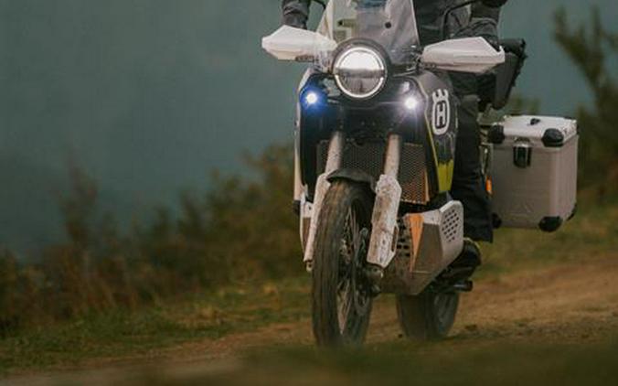 2027 Husqvarna Norden 901 Expedition