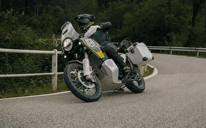2027 Husqvarna Norden 901 Expedition