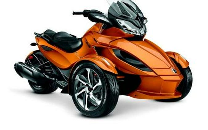 2014 Can-Am Spyder® ST-S SE5