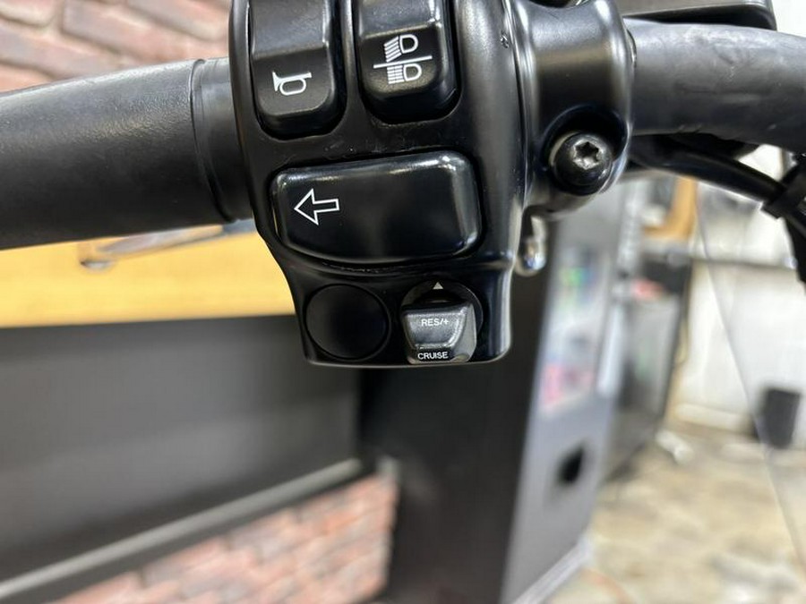 2018 Harley-Davidson® FLHR - Road King®