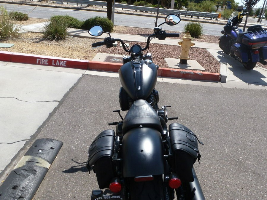 2022 Indian Motorcycle® Chief® Bobber Dark Horse® Black Smoke