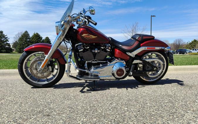 2023 Harley-Davidson® Fat Boy® 114 Heirloom Red Fade