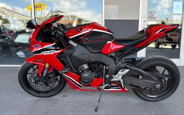 2017 Honda CBR1000RR Base