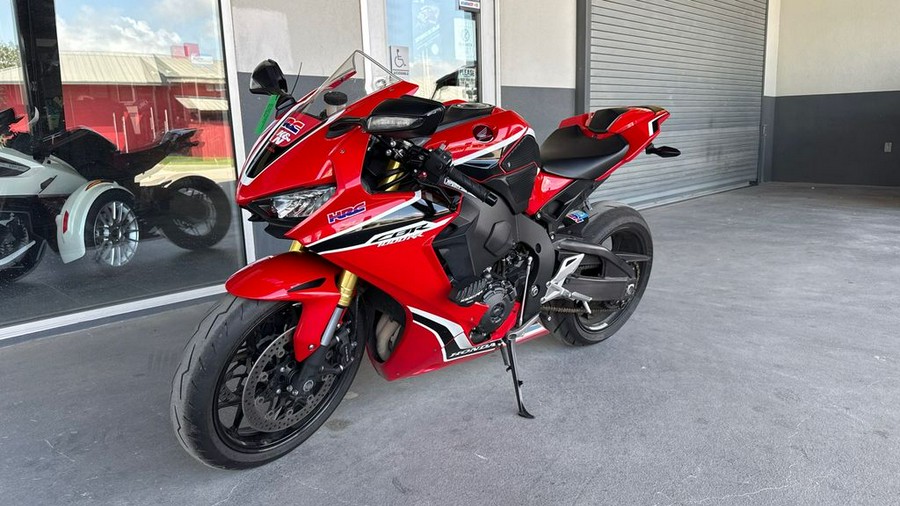 2017 Honda CBR1000RR Base