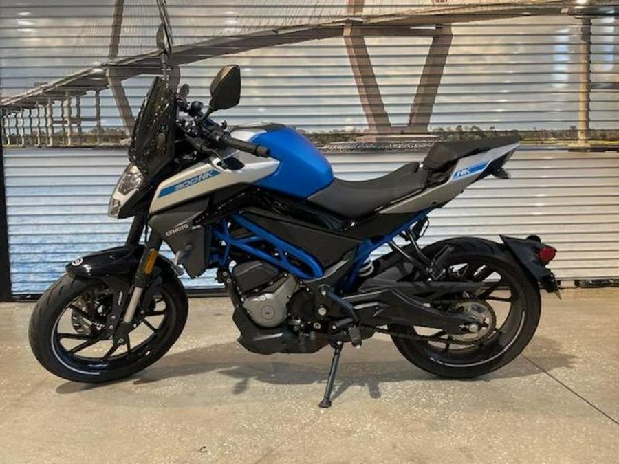 2023 CFMOTO 300NK