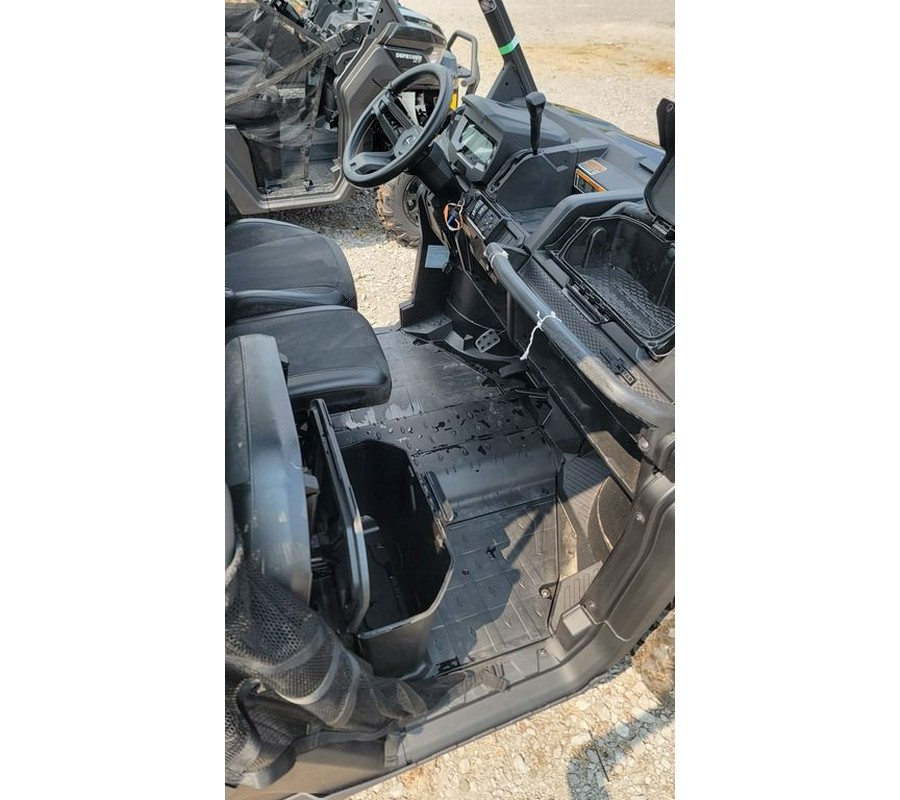 2025 Can-Am® Defender MAX Lone Star HD10