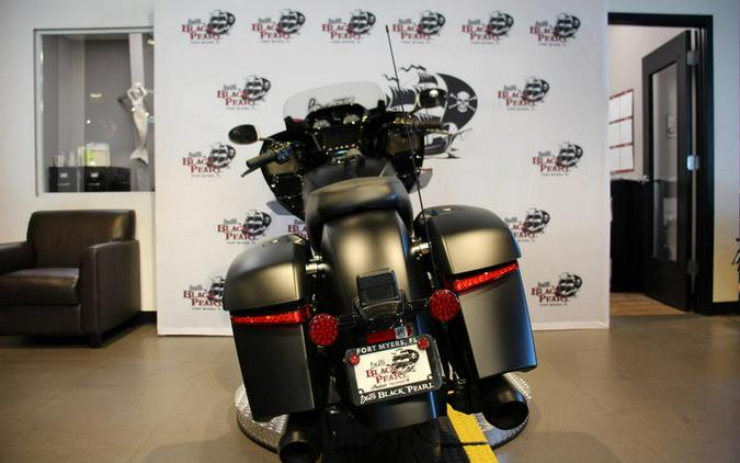 2026 Indian Motorcycle® CHALLENGER 112 BLACK SMOKE