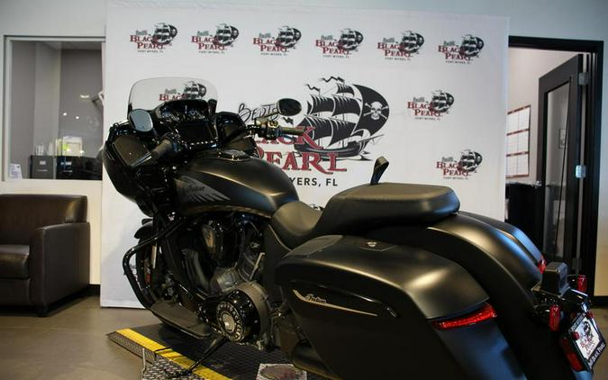 2026 Indian Motorcycle® CHALLENGER 112 BLACK SMOKE