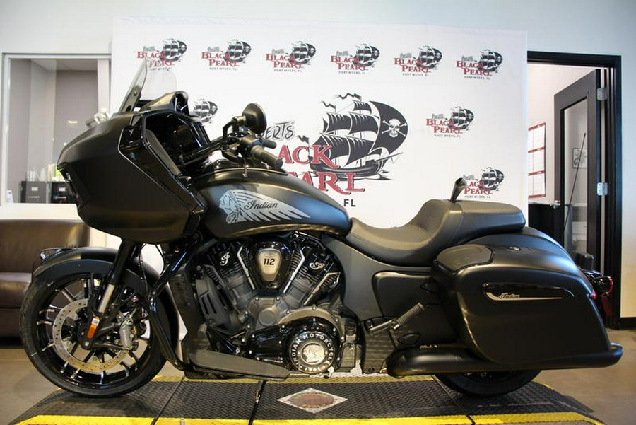 2026 Indian Motorcycle® CHALLENGER 112 BLACK SMOKE