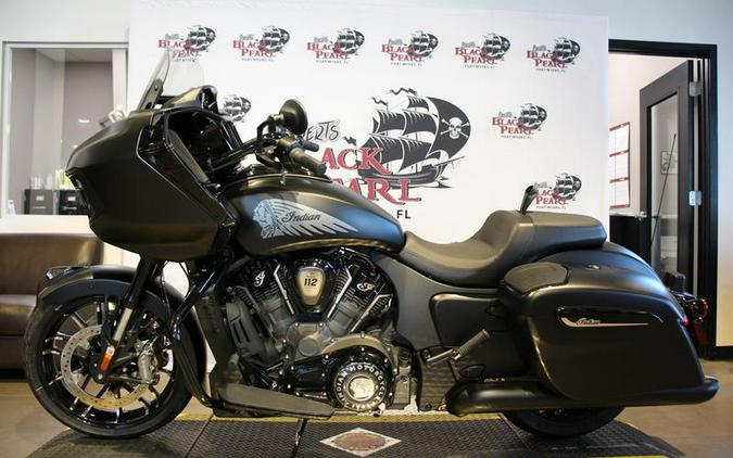 2026 Indian Motorcycle® CHALLENGER 112 BLACK SMOKE