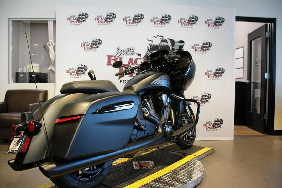 2026 Indian Motorcycle® CHALLENGER 112 BLACK SMOKE