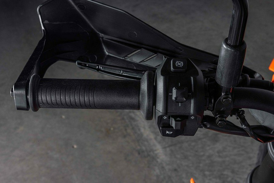 2026 KTM Enduro 390 R