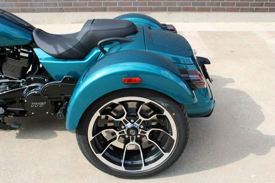 2026 Harley-Davidson® FLTRT - Road Glide® 3