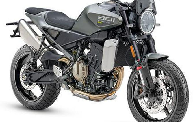 2027 Husqvarna Svartpilen 801 SE