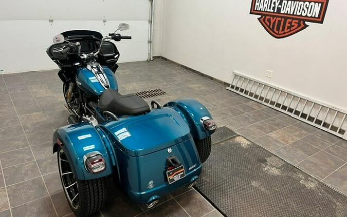 FLTRT 2026 Road Glide 3