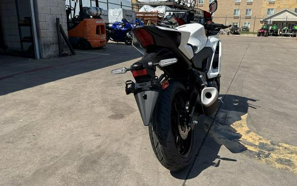 2026 Yamaha YZF R3 70Th Anniversary Edition