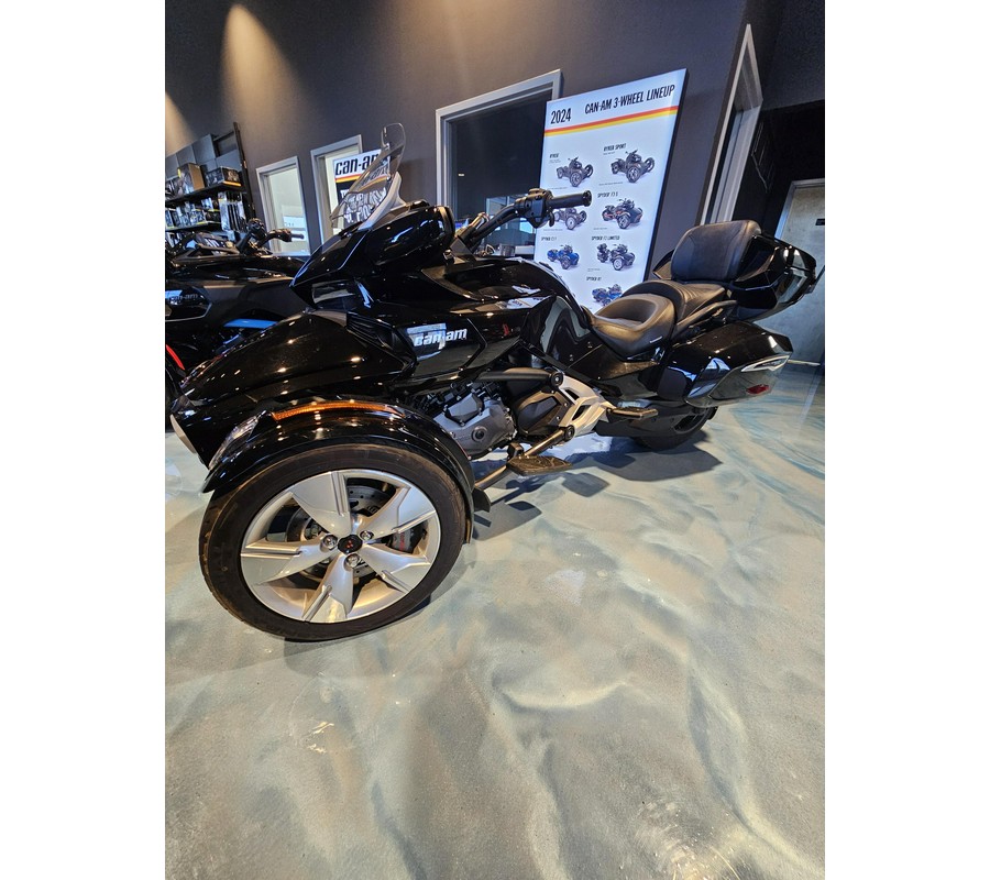 2023 Can-Am™ Spyder F3 Limited