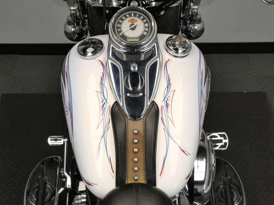 2009 Harley-Davidson® FLSTC - Heritage Softail® Classic