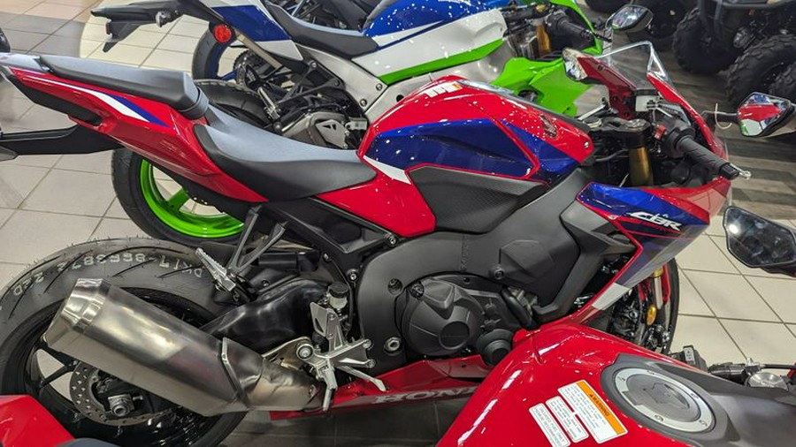 New 2023 HONDA CBR1000RR BASE