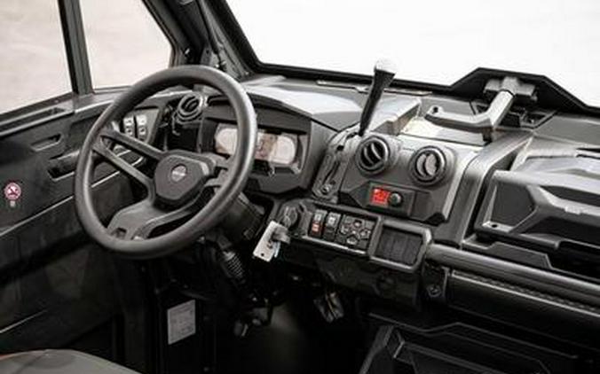 2024 Can-Am® Defender MAX Lone Star Cab HD10