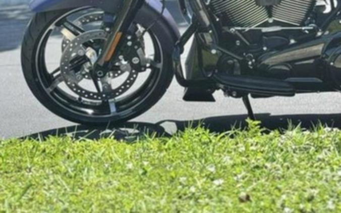 2025 Harley-Davidson FLHX - Street Glide