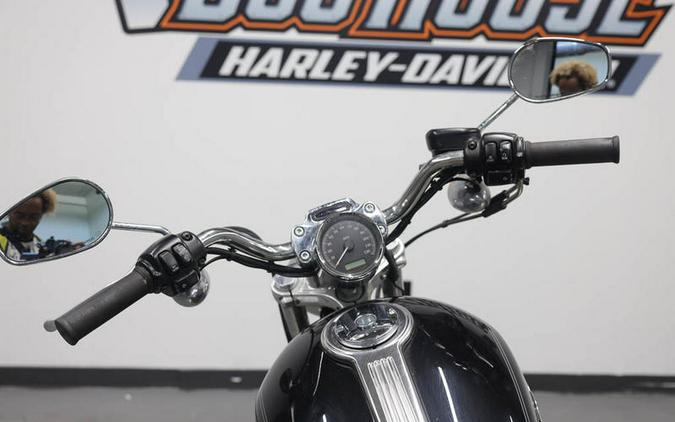 2007 Harley-Davidson® XL1200C - Sportster® 1200 Custom