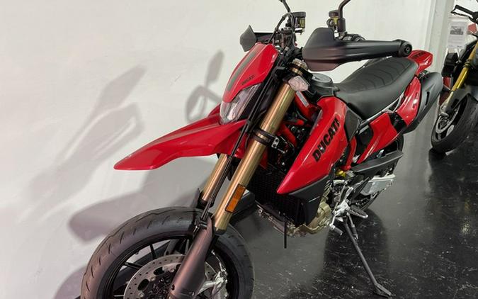 2025 Ducati Hypermotard 698 Mono Ducati Red