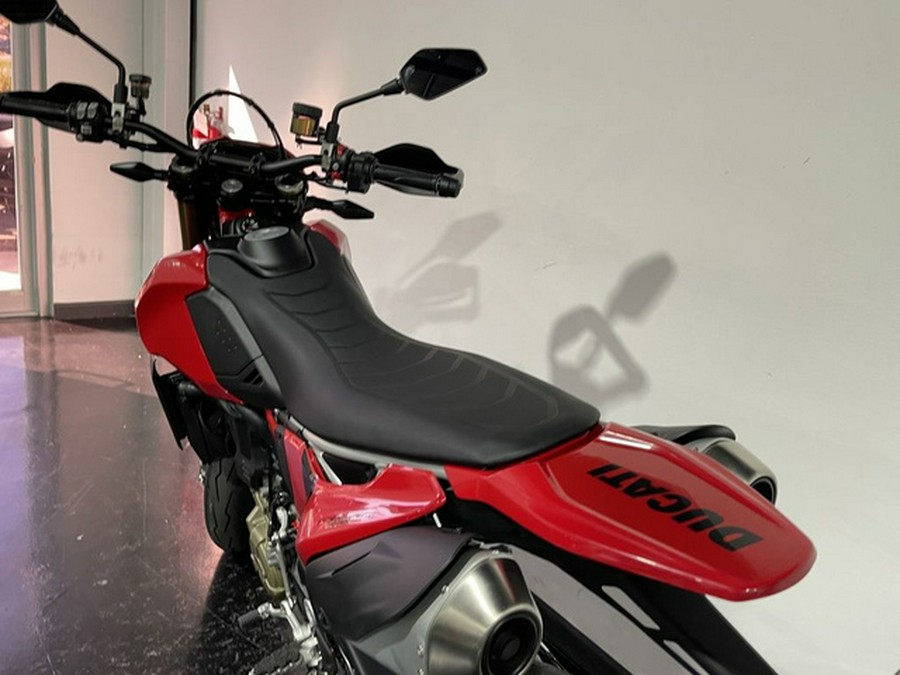 2025 Ducati Hypermotard 698 Mono Ducati Red