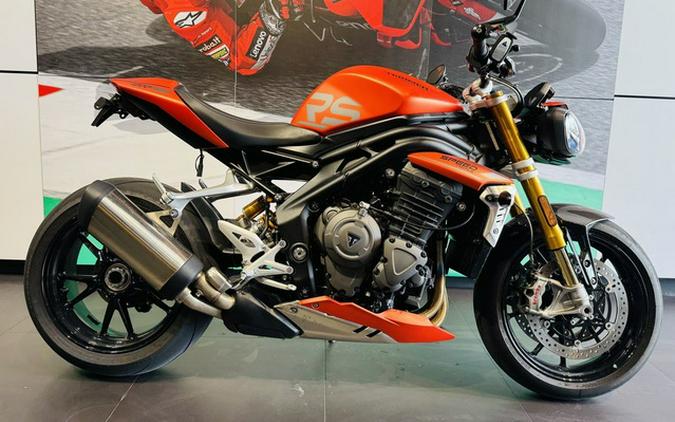 2023 Triumph Speed Triple 1200 RS Matte Baja Orange