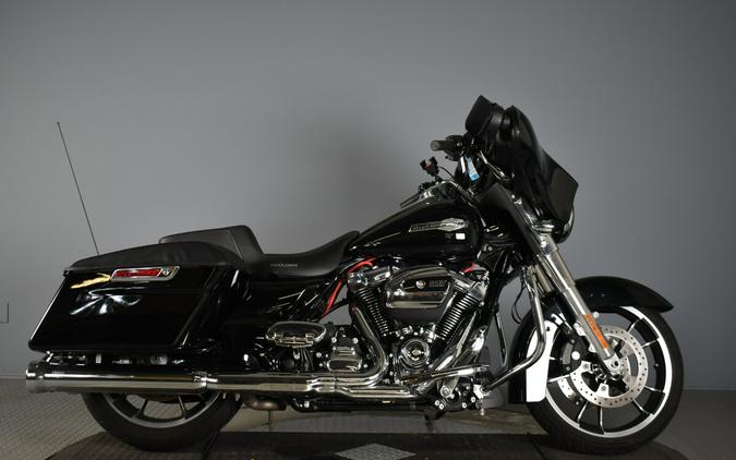 2022 Harley-Davidson Street Glide