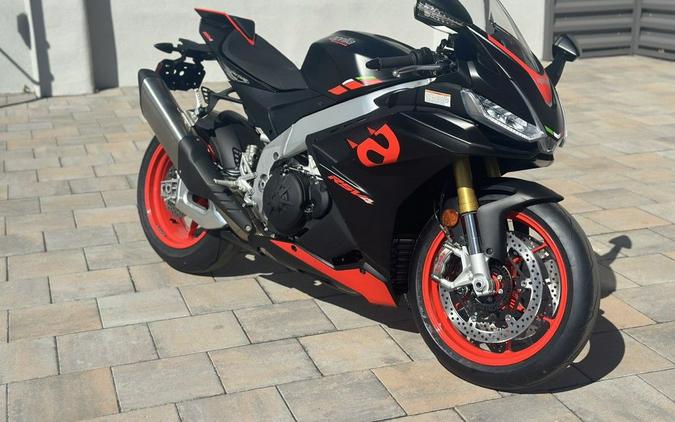 2024 Aprilia® RSV4 1100