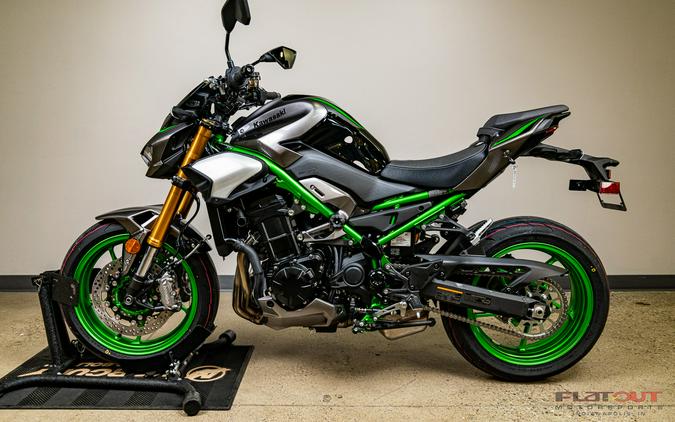 2025 Kawasaki Z900 SE ABS