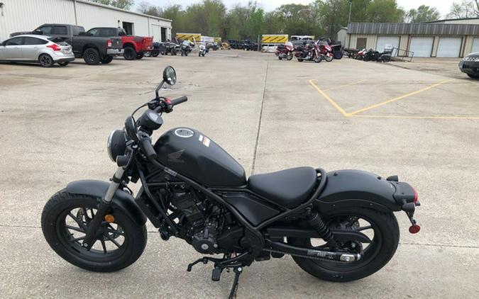 2026 Honda Rebel 300 E-Clutch