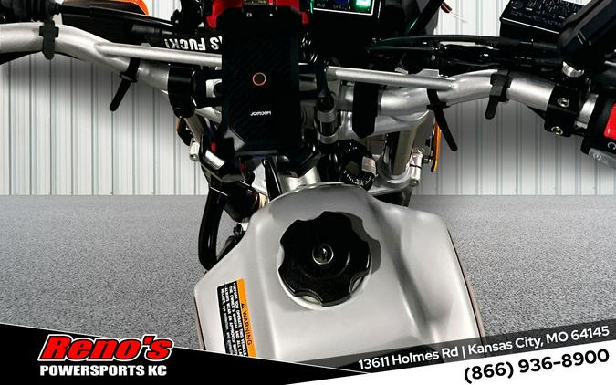 2025 Yamaha TW200