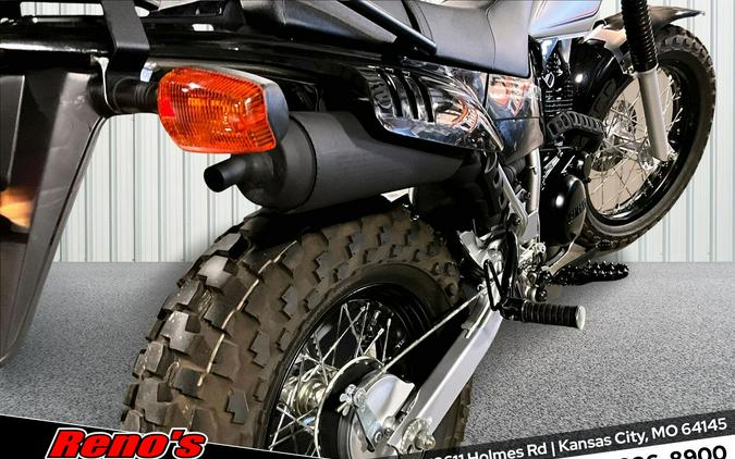 2025 Yamaha TW200