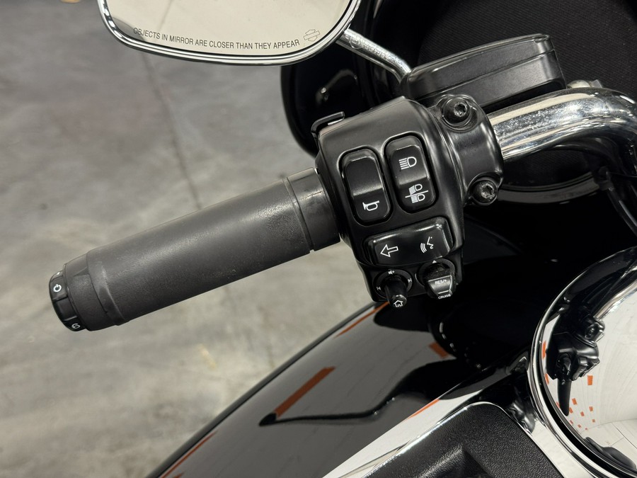 2019 HARLEY DAVIDSON FLHTK