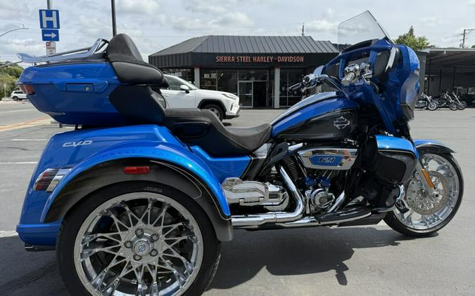 2026 Harley-Davidson® CVO Street Glide 3 Limited