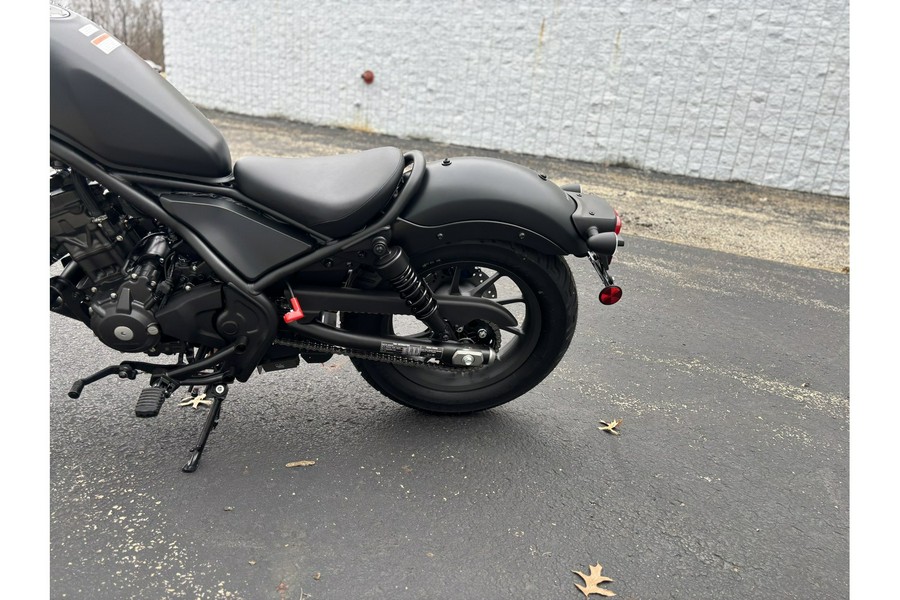 2026 Honda REBEL 300 E-CLUTCH