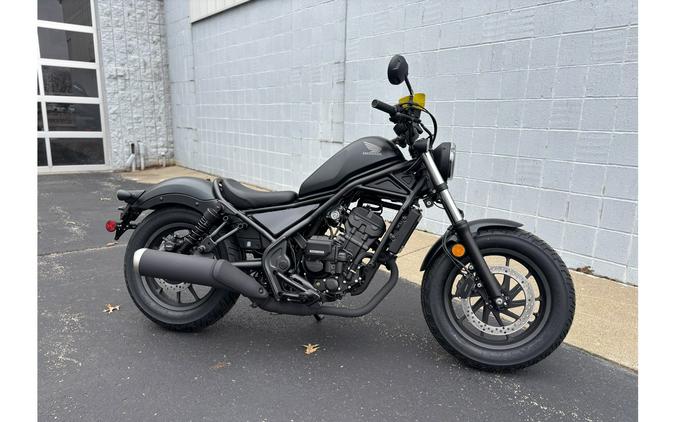 2026 Honda REBEL 300 E-CLUTCH