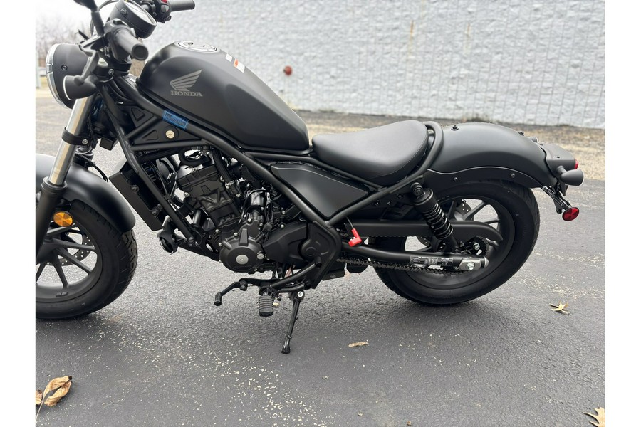 2026 Honda REBEL 300 E-CLUTCH