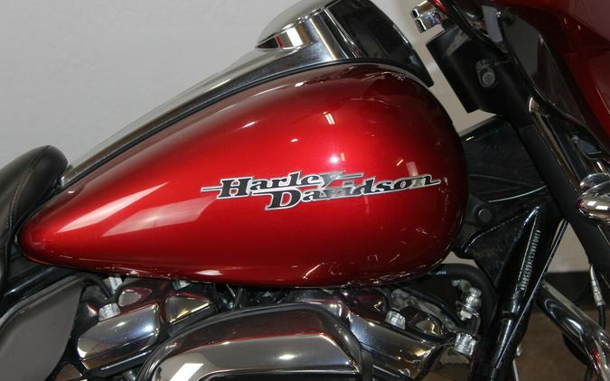 Harley-Davidson® Street Glide® 2019 Wicked Red