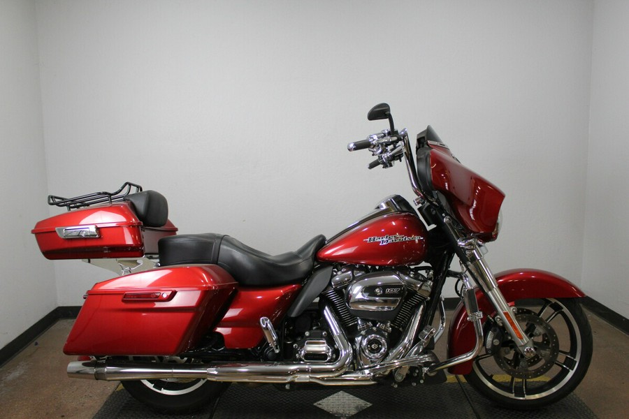 Harley-Davidson® Street Glide® 2019 Wicked Red