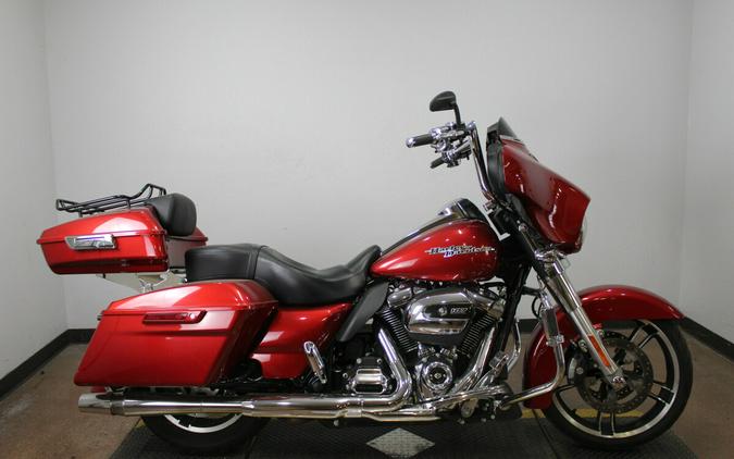 Harley-Davidson® Street Glide® 2019 Wicked Red