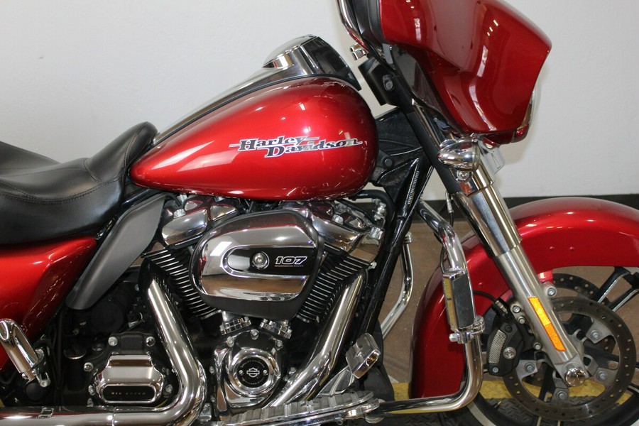 Harley-Davidson® Street Glide® 2019 Wicked Red