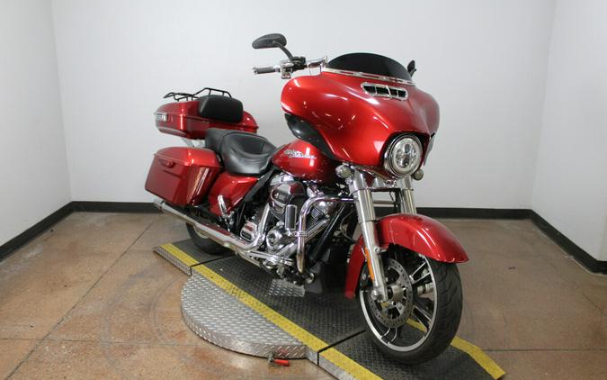 Harley-Davidson® Street Glide® 2019 Wicked Red