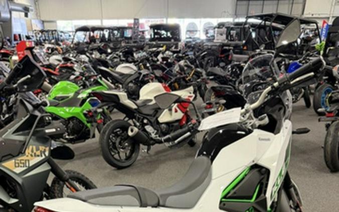 2026 Kawasaki KLE500 SE ABS