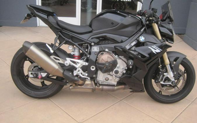 2024 BMW S 1000 R
